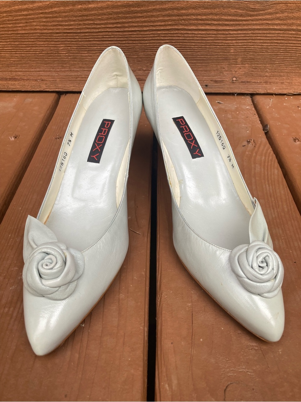 Proxy Vintage Heels Rose Detail